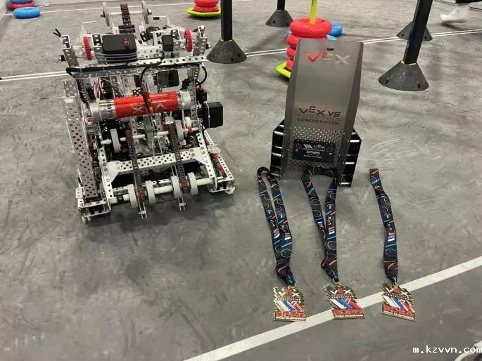 1747028800317451.jpg 4.jpg